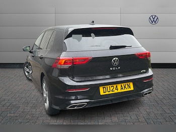 Used Volkswagen Golf 2024 for sale - 78406634: Photo