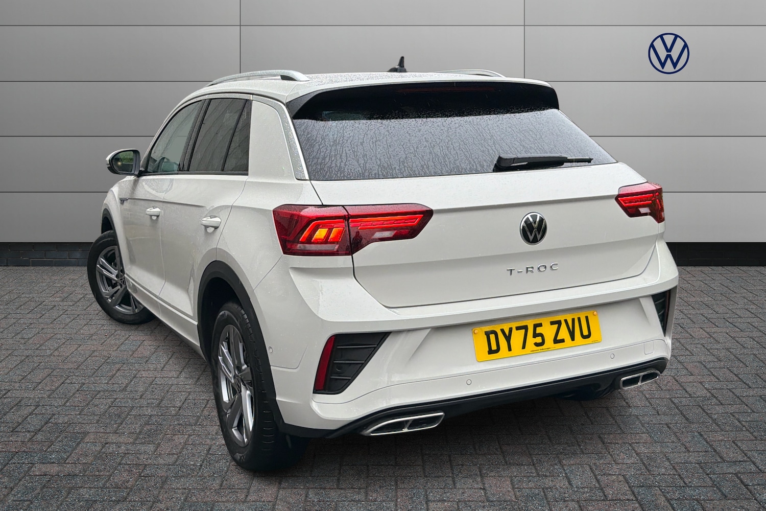 Used Volkswagen T-Roc 2025 for sale - 77515275: Photo 3