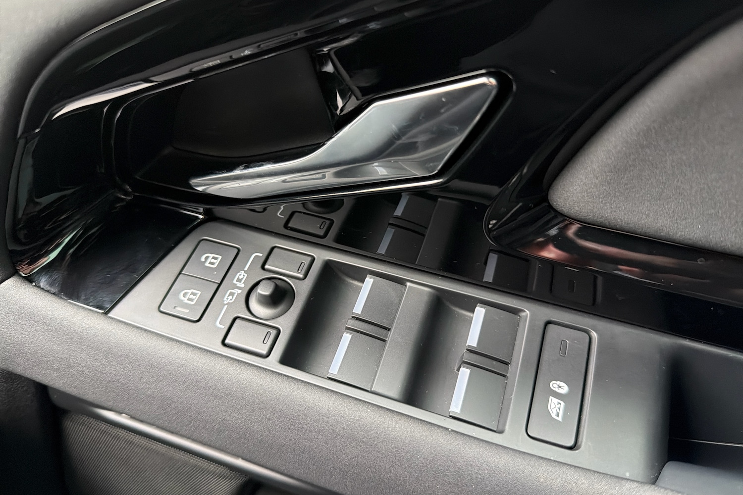 Used Land Rover Range Rover Evoque 2023 for sale - 77122354: Photo 25