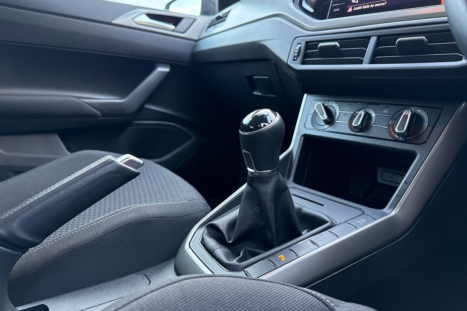 Used Volkswagen Polo 2021 for sale - 76744945: Photo 10