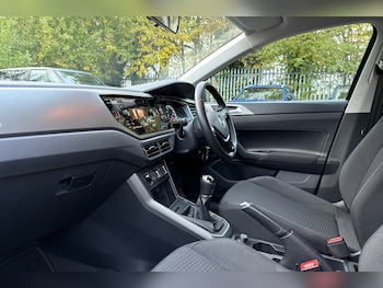 Used Volkswagen Polo 2021 for sale - 76744945: Photo