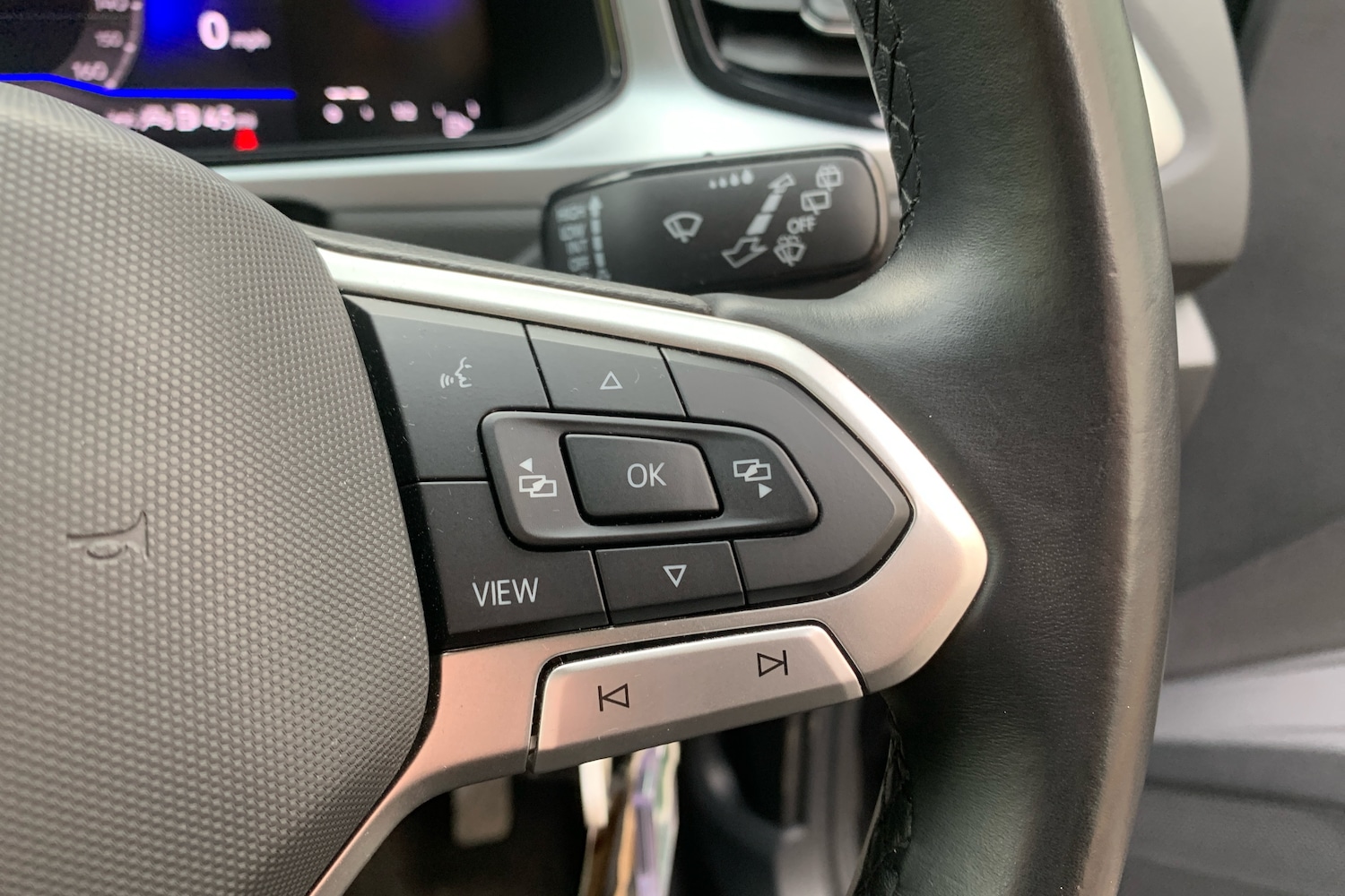 Used Volkswagen T-Roc 2024 for sale - 76678825: Photo 15