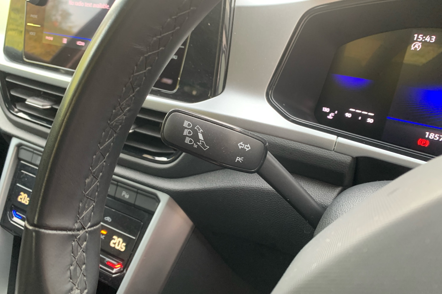 Used Volkswagen T-Roc 2024 for sale - 76678825: Photo 18