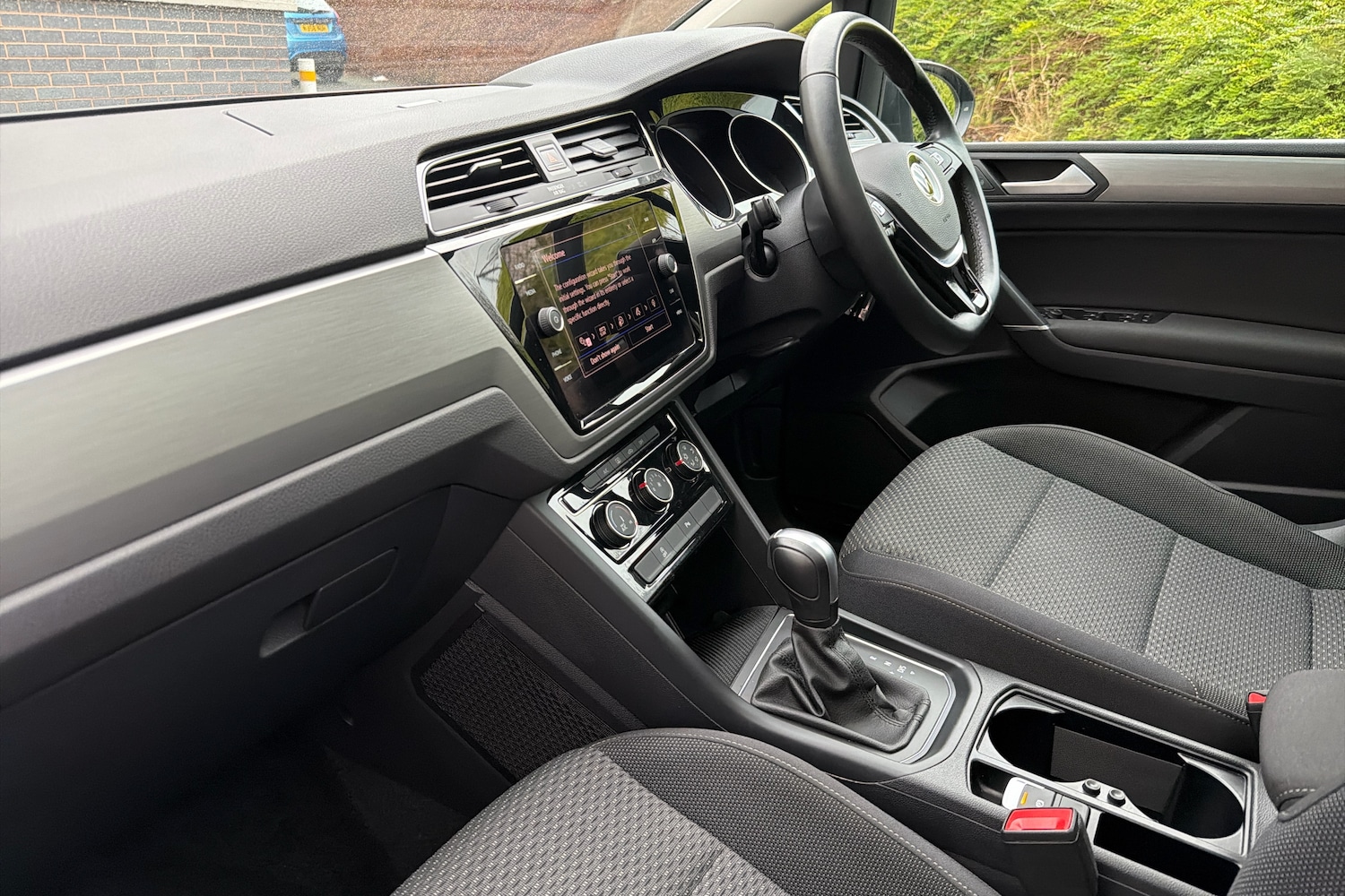 Used Volkswagen Touran 2022 for sale - 78074565: Photo 2