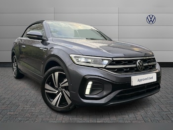 Used Volkswagen T-Roc 2023 for sale - 77239400: Photo