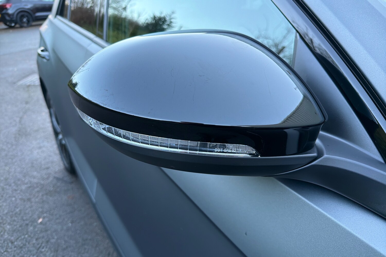 Used Volkswagen T-Roc 2025 for sale - 77442382: Photo 17