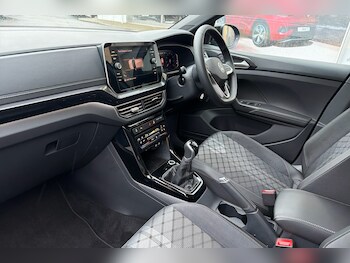 Used Volkswagen T-Cross 2025 for sale - 77515295: Photo