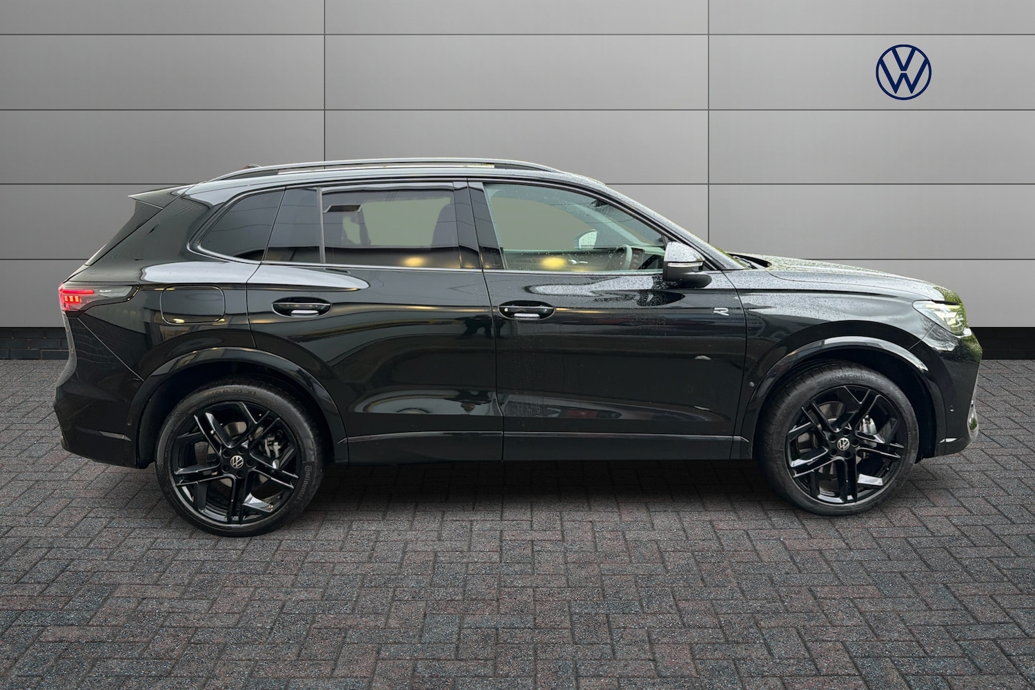 Used Volkswagen Tiguan 2025 for sale - 77618274: Photo 4