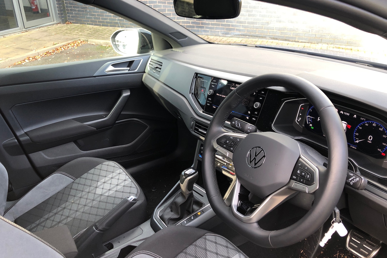 Used Volkswagen Taigo 2025 for sale - 77042710: Photo 6