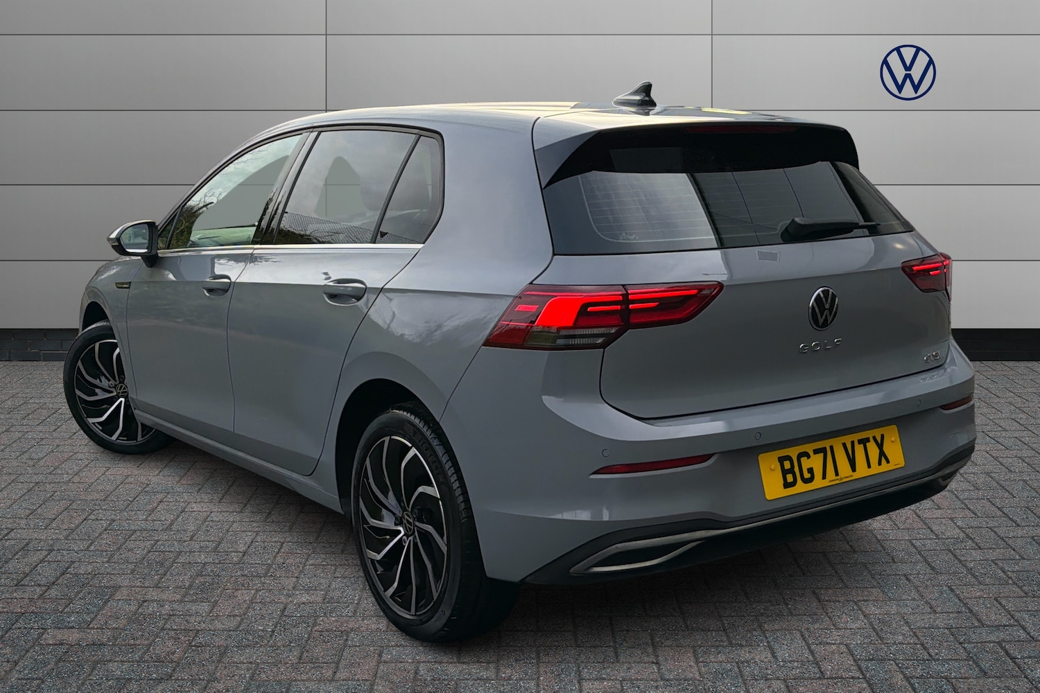 Used Volkswagen Golf 2021 for sale - 77268946: Photo 3