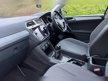 Used Volkswagen Tiguan 2019 for sale - 78293952: Photo