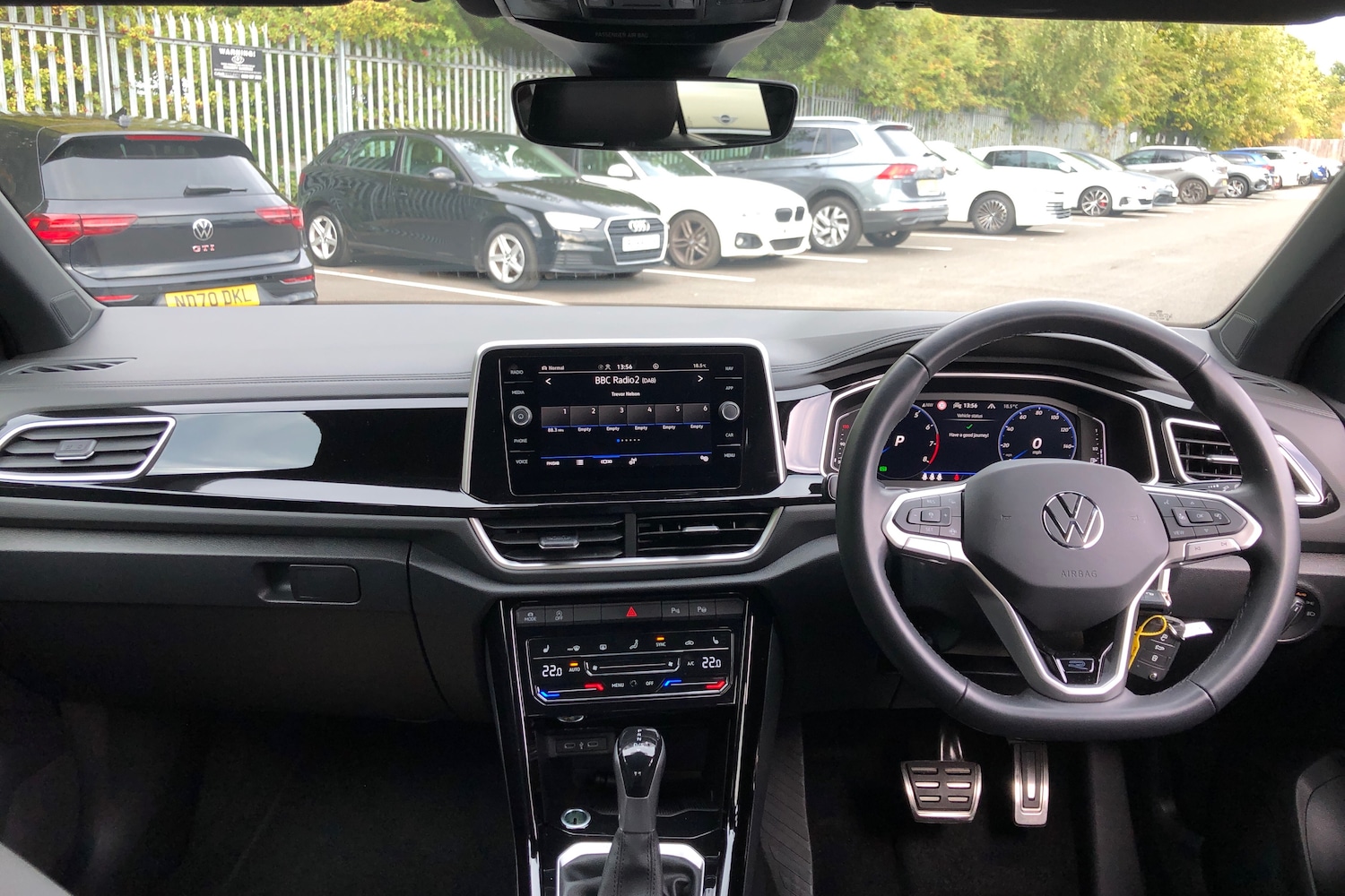 Used Volkswagen T-Roc 2024 for sale - 76676907: Photo 8