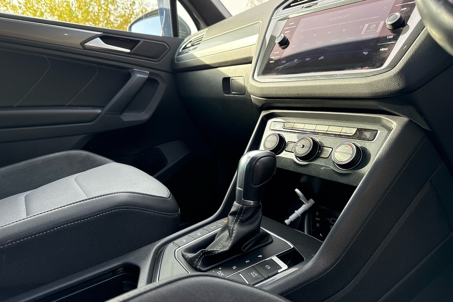 Used Volkswagen Tiguan 2019 for sale - 76673741: Photo 10