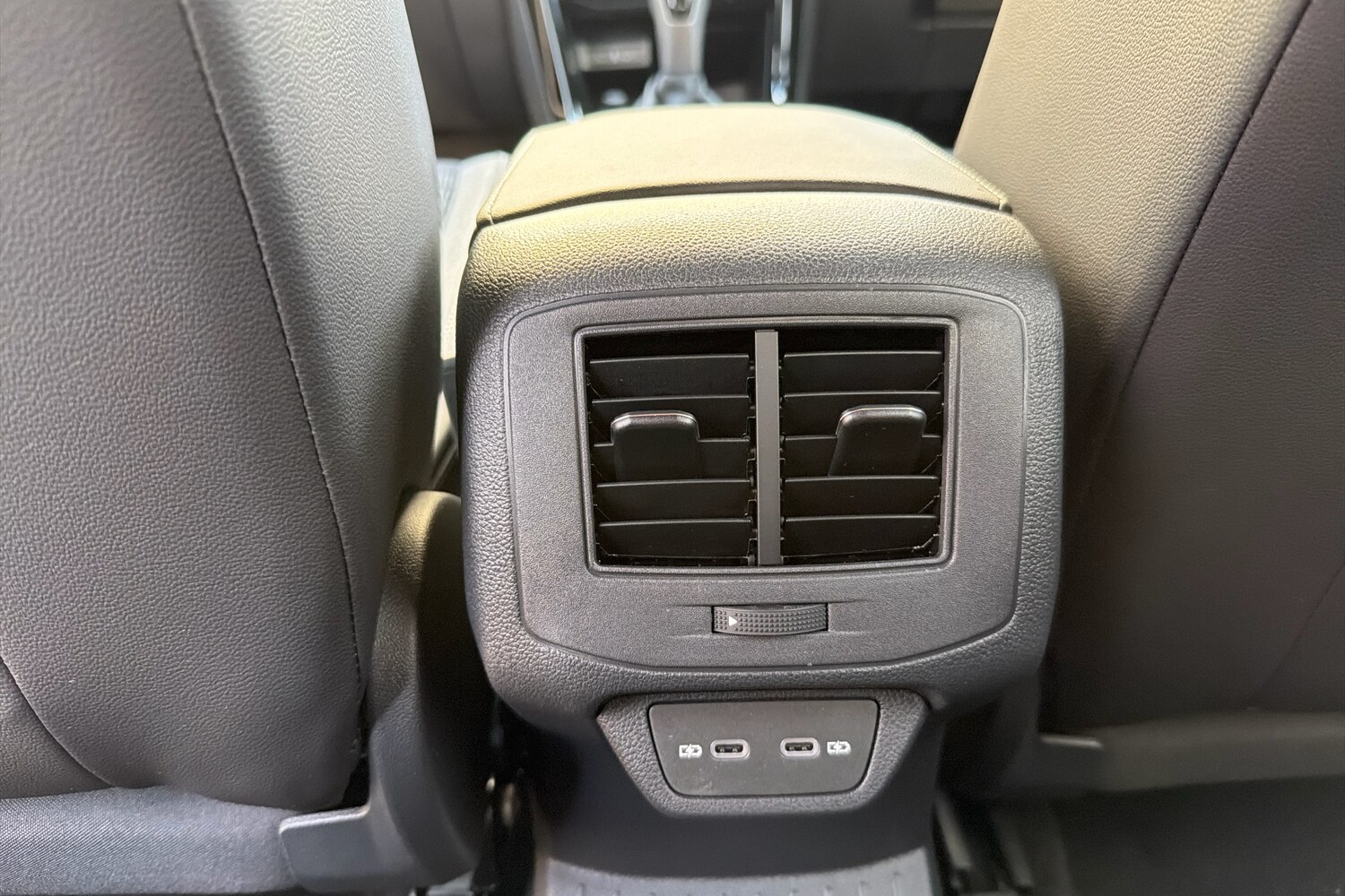 Used Volkswagen T-Roc 2025 for sale - 77498279: Photo 23