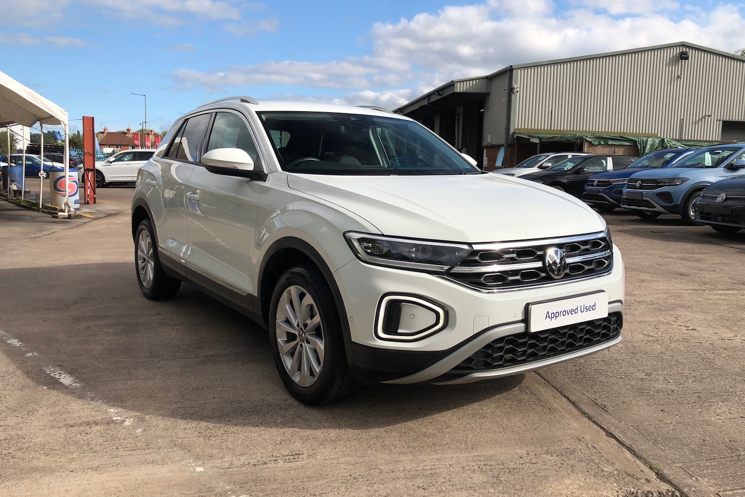 Used Volkswagen T-Roc 2023 for sale - 76676890: Photo 14