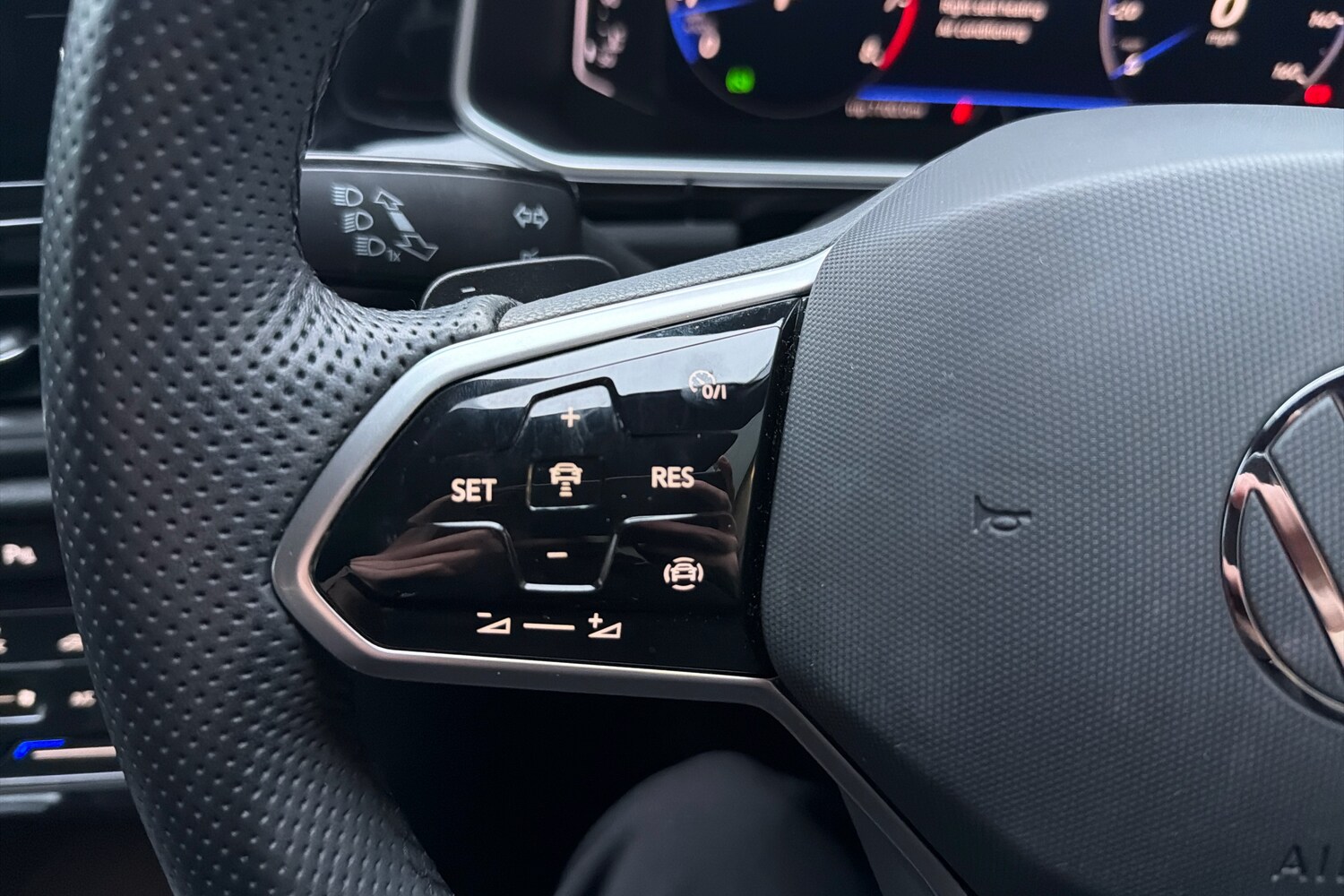 Used Volkswagen T-Roc 2022 for sale - 77501054: Photo 25