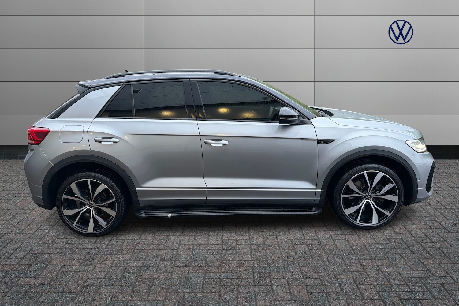 Used Volkswagen T-Roc 2022 for sale - 77501054: Photo 4