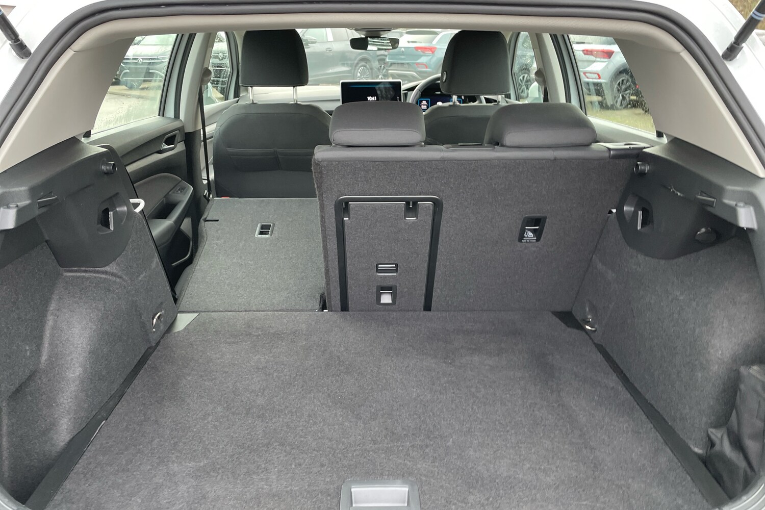 Used Volkswagen Golf 2024 for sale - 77826371: Photo 23