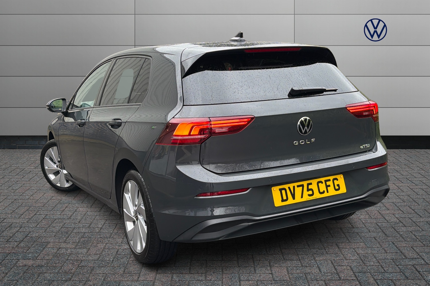 Used Volkswagen Golf 2025 for sale - 77360356: Photo 3