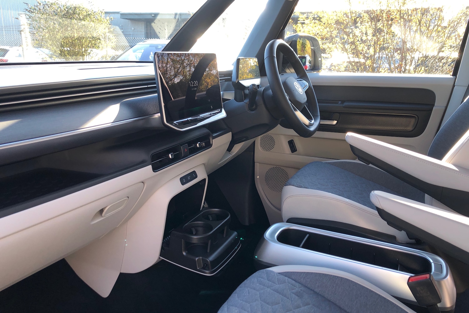 Used Volkswagen ID.Buzz 2025 for sale - 76679111: Photo 2