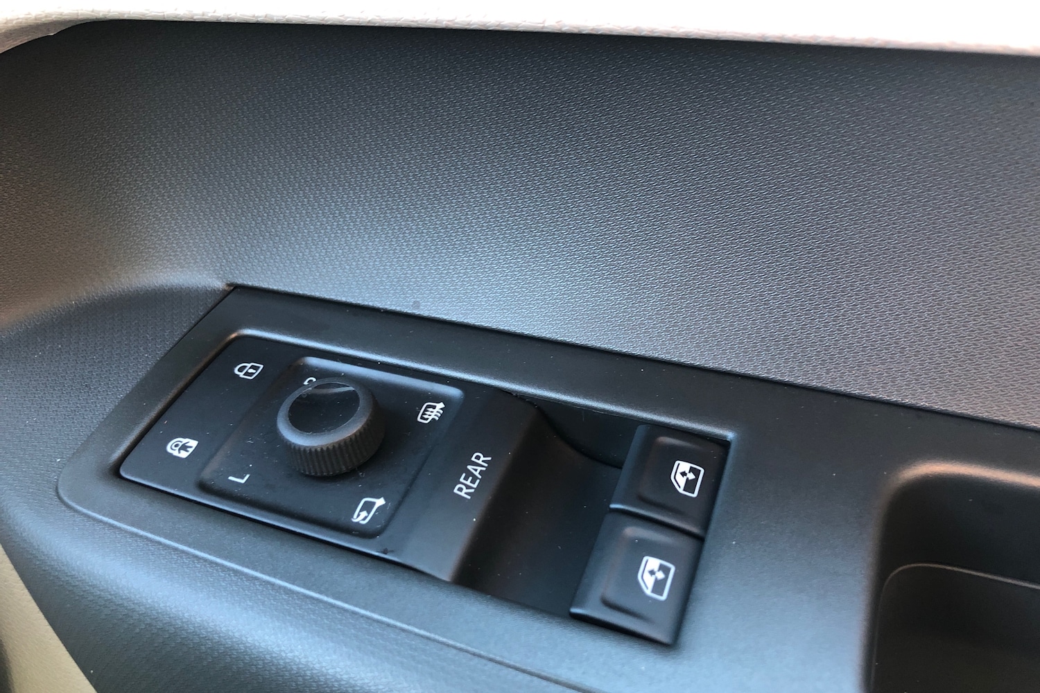 Used Volkswagen ID.Buzz 2025 for sale - 76679111: Photo 25