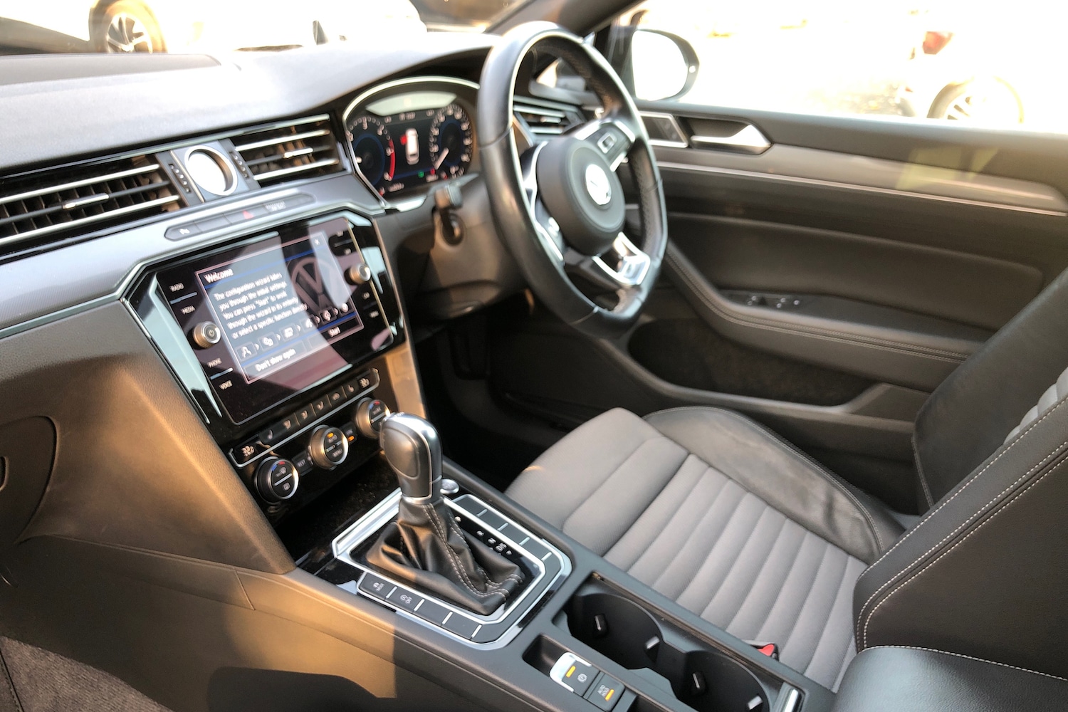 Used Volkswagen Passat 2018 for sale - 76673562: Photo 2