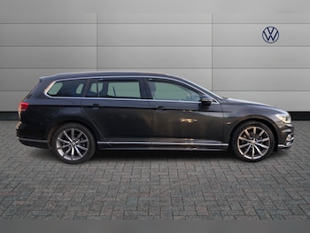 Used Volkswagen Passat 2018 for sale - 76673562: Photo