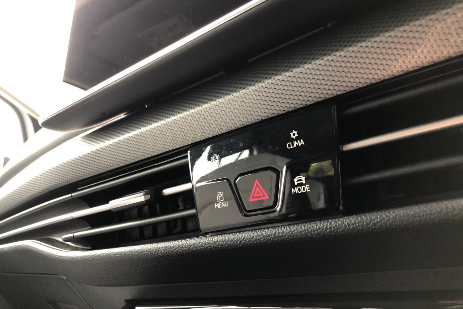 Used Volkswagen Golf 2025 for sale - 76679566: Photo 24