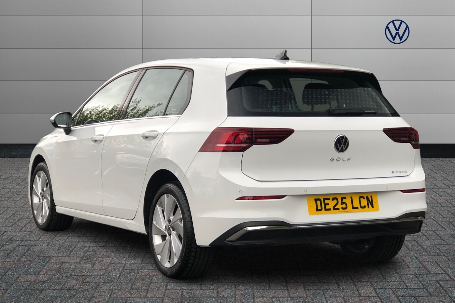 Used Volkswagen Golf 2025 for sale - 76679566: Photo 3