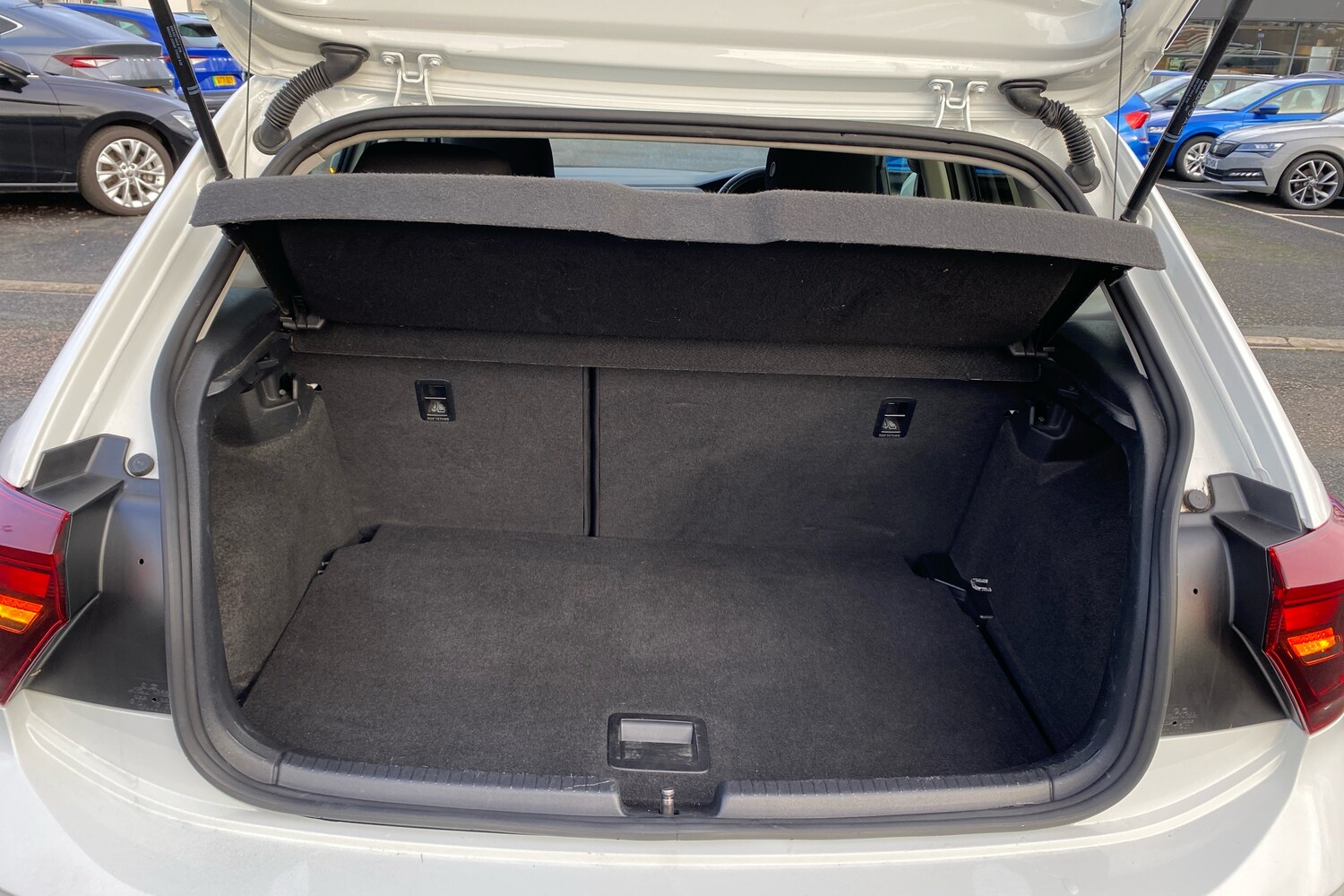 Used Volkswagen Polo 2022 for sale - 77542101: Photo 12