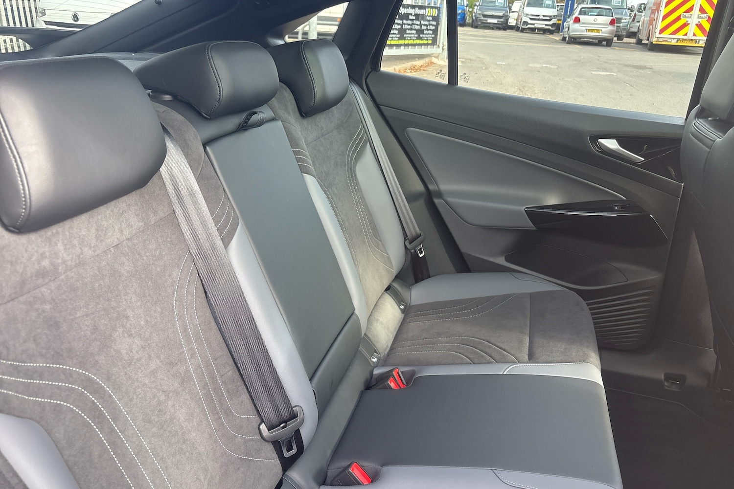 Used Volkswagen ID.5 2025 for sale - 76680292: Photo 11