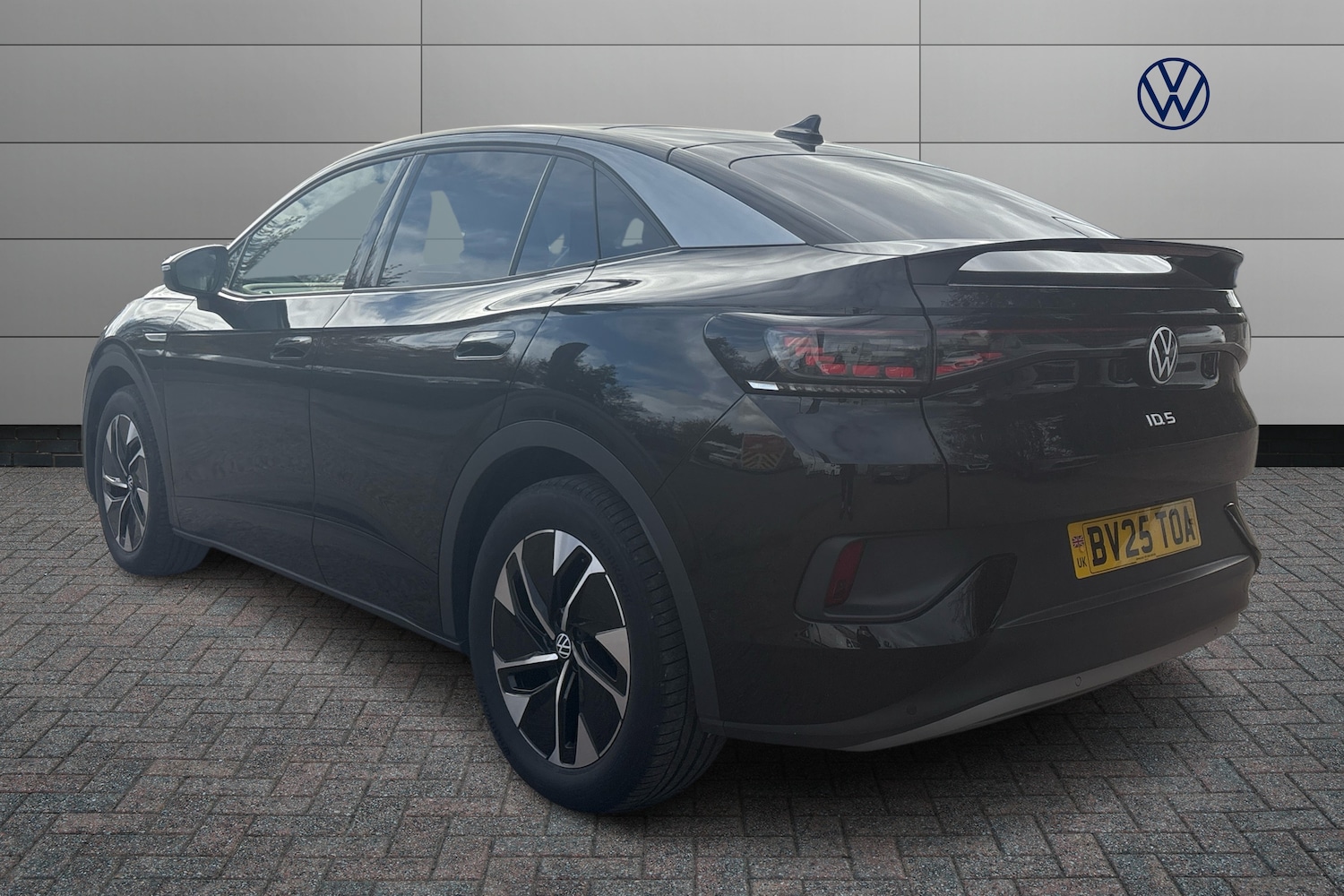 Used Volkswagen ID.5 2025 for sale - 76680292: Photo 3