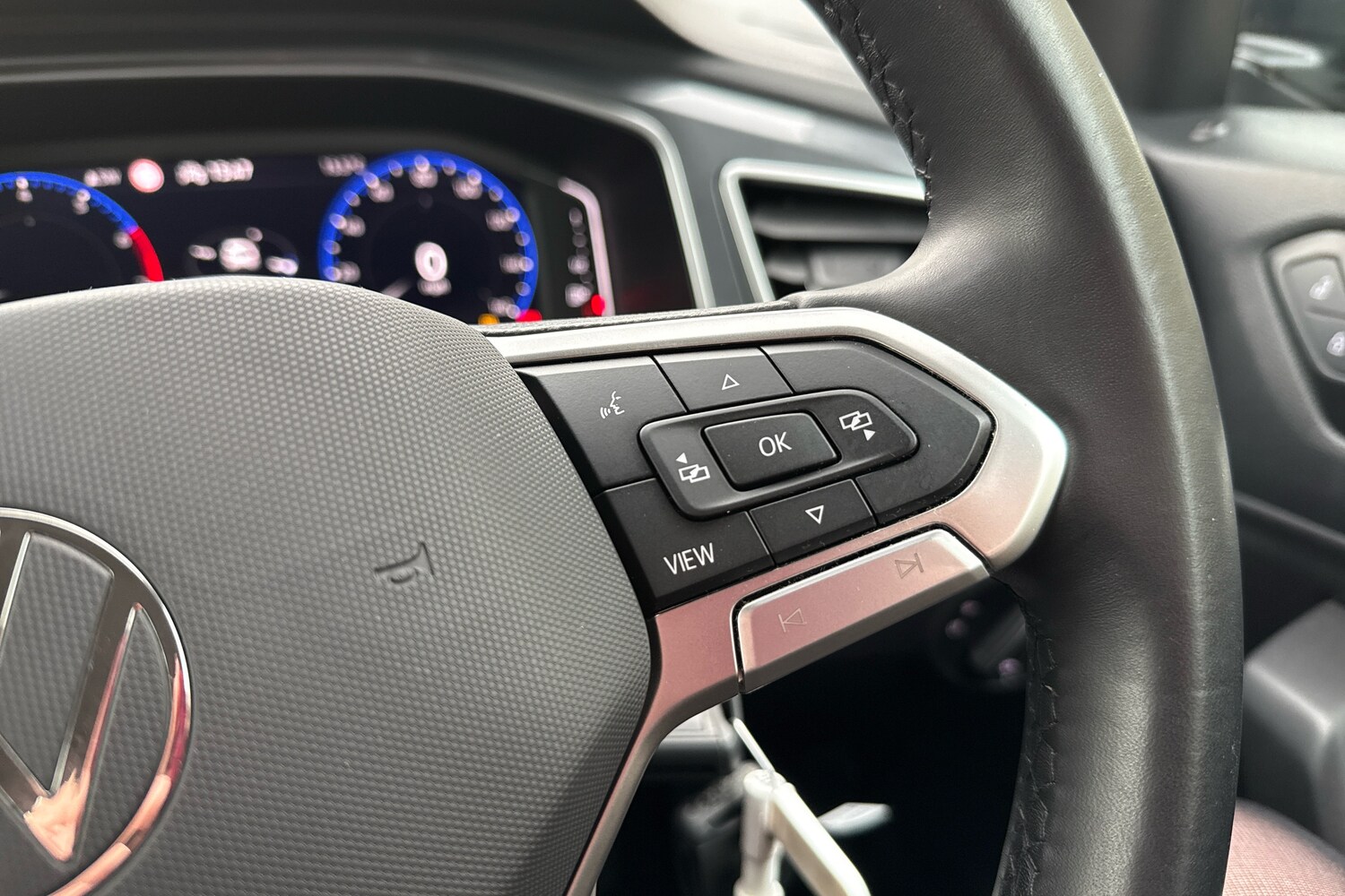 Used Volkswagen T-Roc 2022 for sale - 76563290: Photo 20