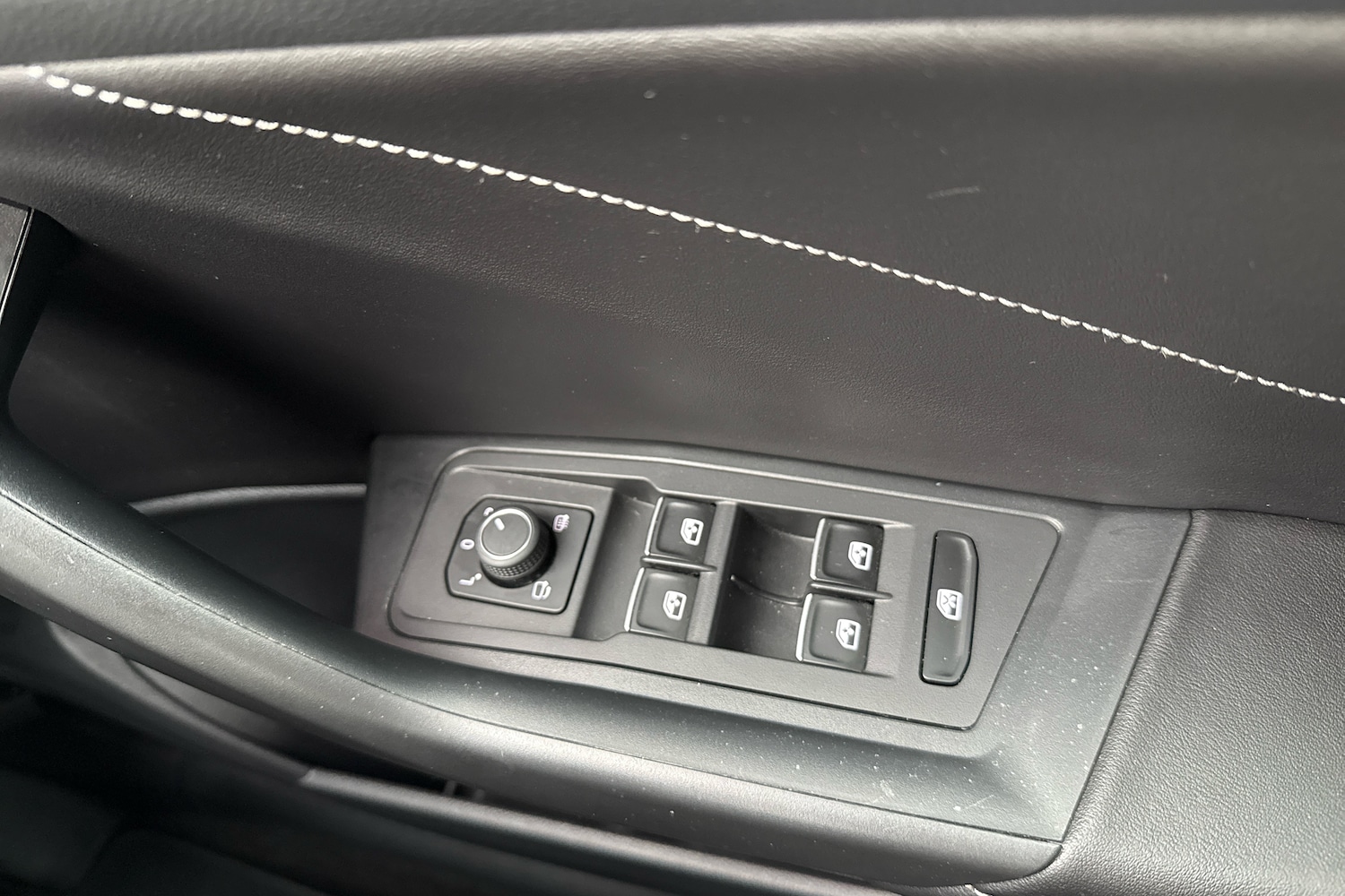 Used Volkswagen T-Roc 2022 for sale - 76563290: Photo 22