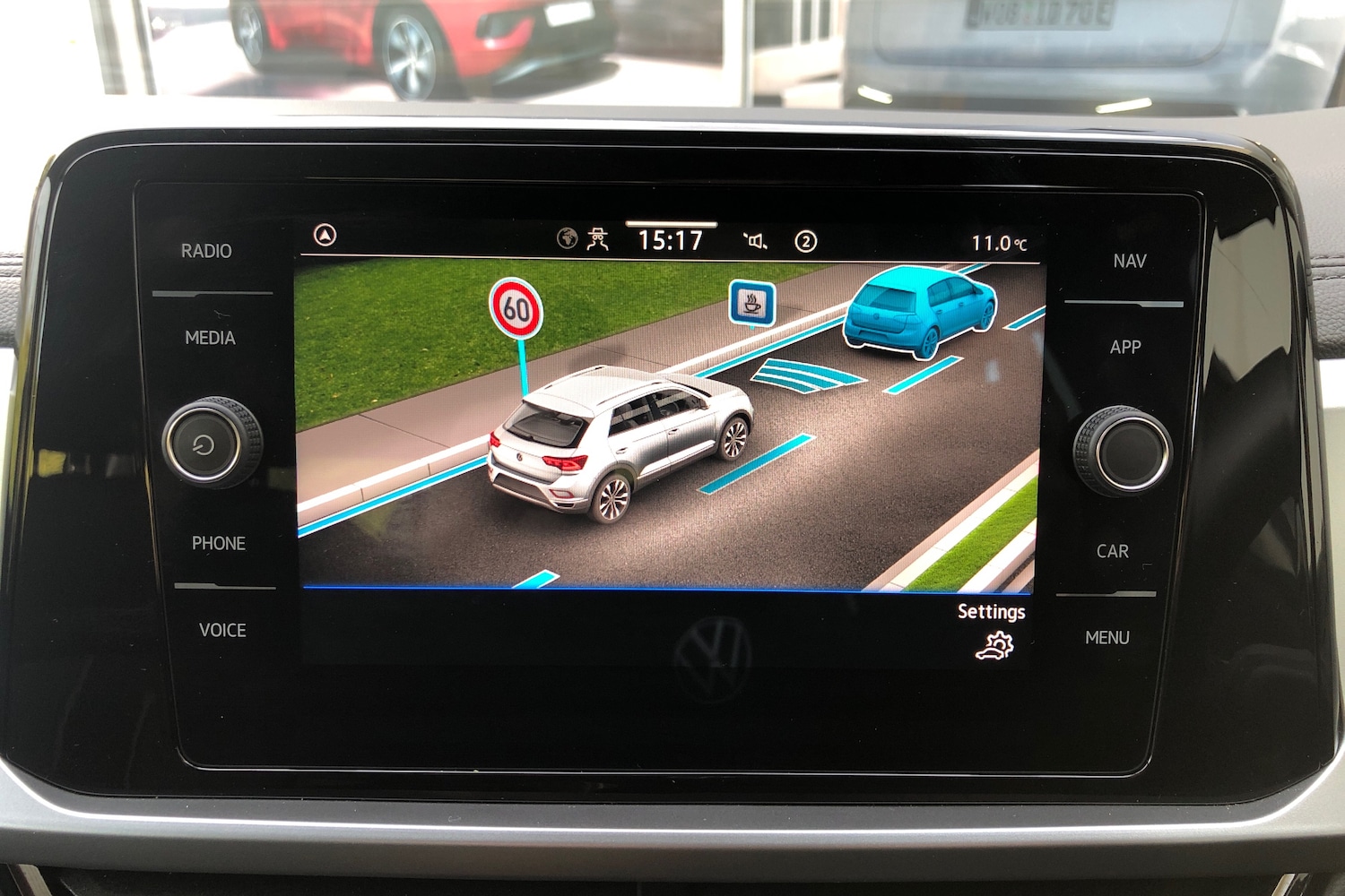 Used Volkswagen T-Roc 2024 for sale - 76677446: Photo 21