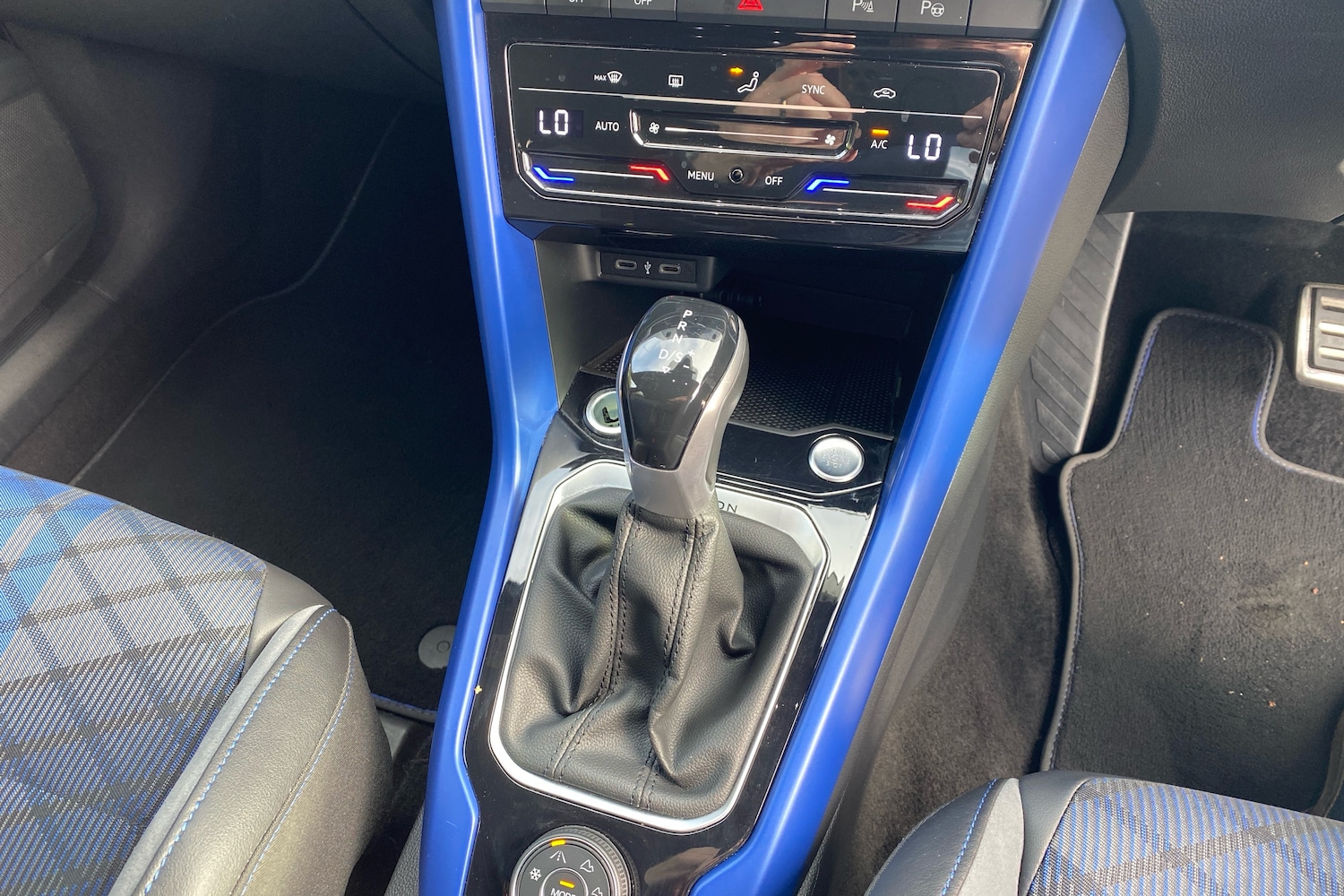 Used Volkswagen T-Roc 2023 for sale - 76676328: Photo 10