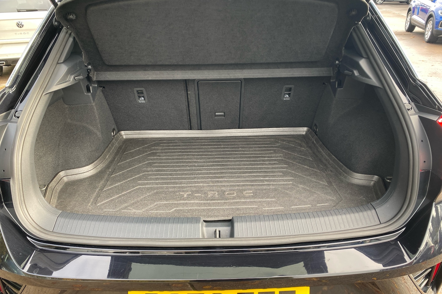 Used Volkswagen T-Roc 2023 for sale - 76676328: Photo 12