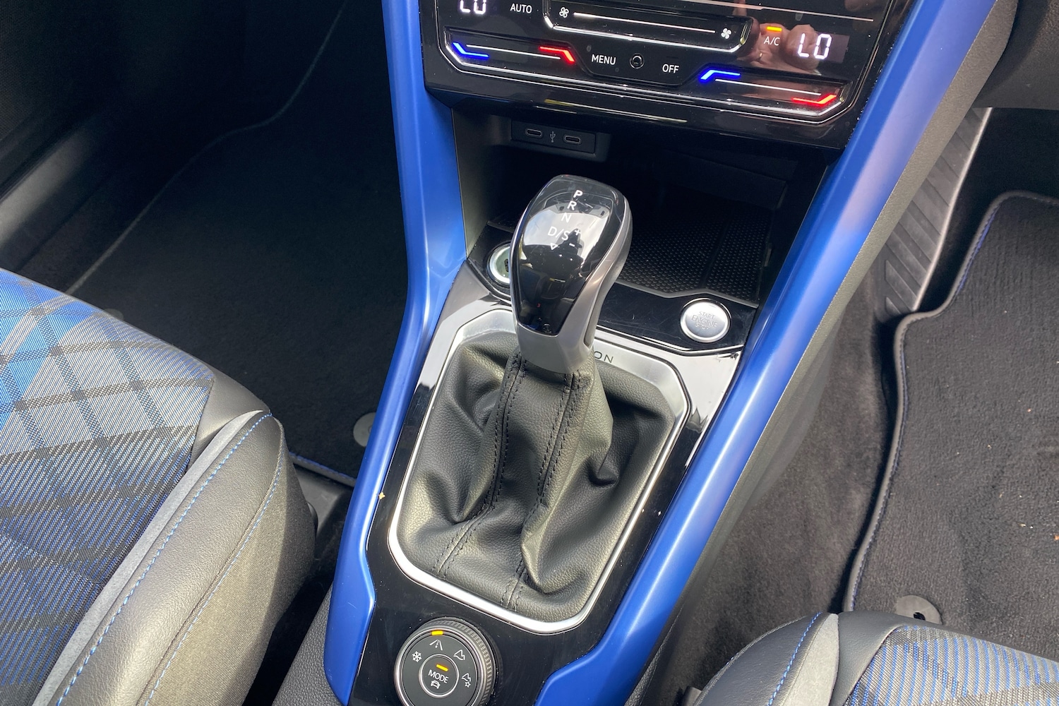 Used Volkswagen T-Roc 2023 for sale - 76676328: Photo 16