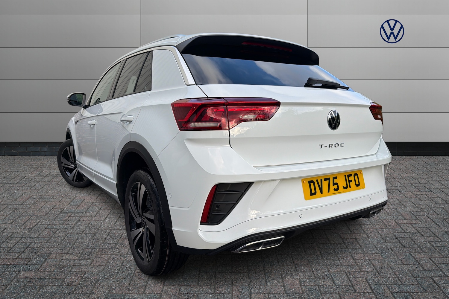 Used Volkswagen T-Roc 2025 for sale - 77218346: Photo 3