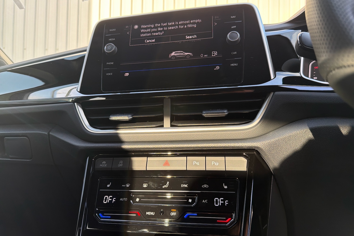 Used Volkswagen T-Roc 2025 for sale - 77218346: Photo 9