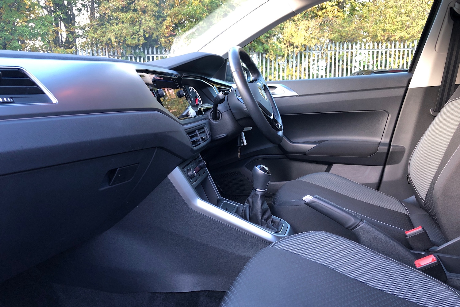 Used Volkswagen Polo 2021 for sale - 77067689: Photo 2