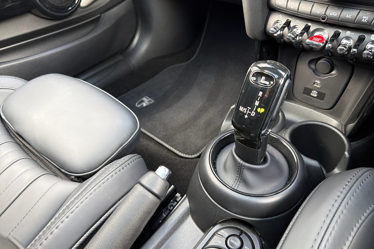 Used MINI Hatch 2024 for sale - 78105543: Photo 10