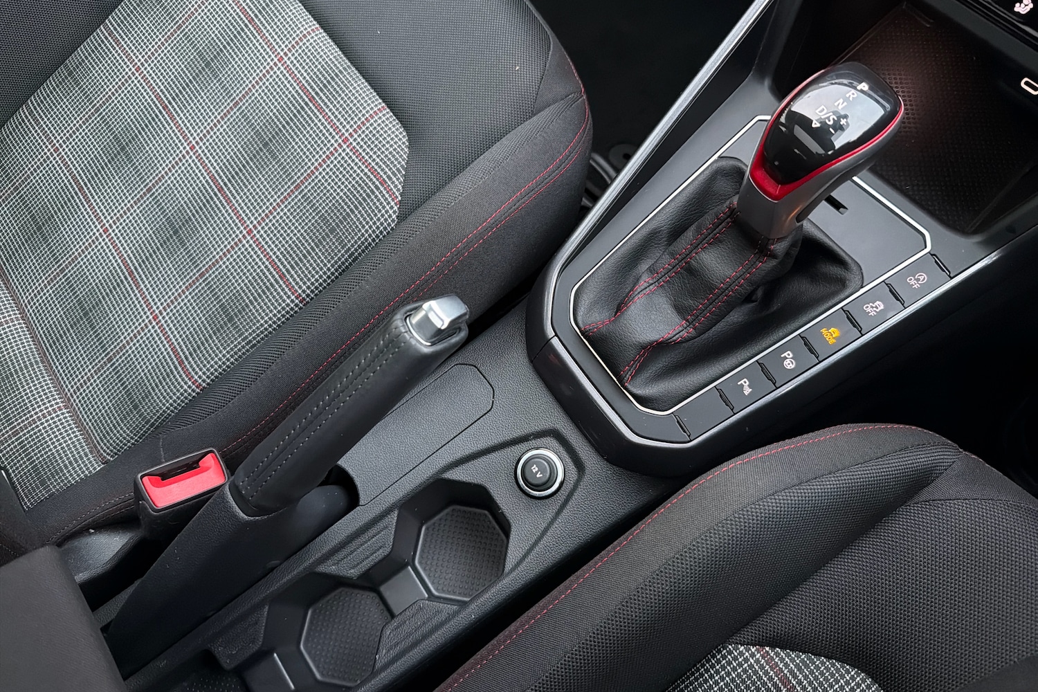 Used Volkswagen Polo 2024 for sale - 77231740: Photo 10