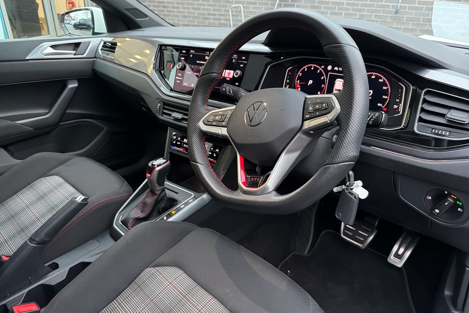 Used Volkswagen Polo 2024 for sale - 77231740: Photo 6