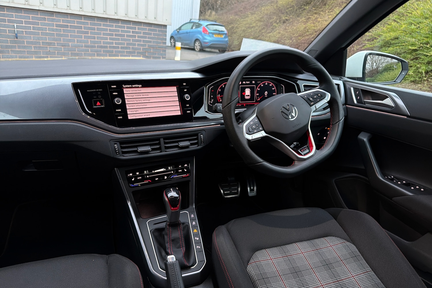 Used Volkswagen Polo 2024 for sale - 77231740: Photo 8