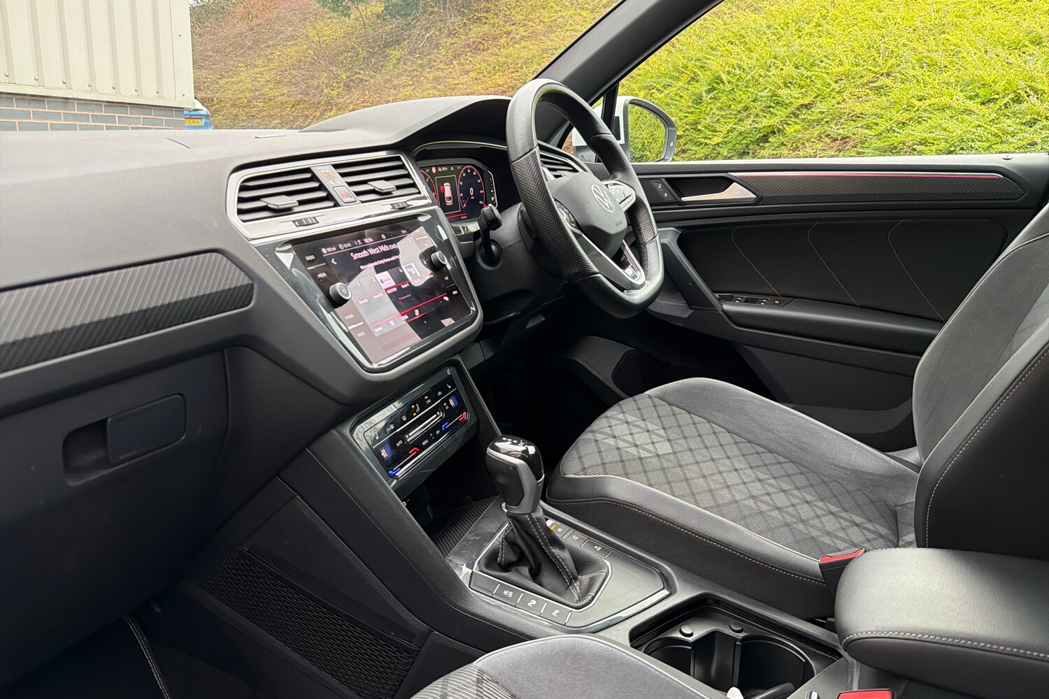 Used Volkswagen Tiguan 2022 for sale - 77515267: Photo 2