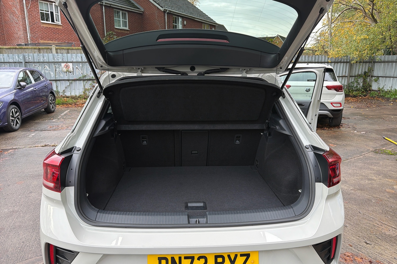 Used Volkswagen T-Roc 2022 for sale - 76674807: Photo 12