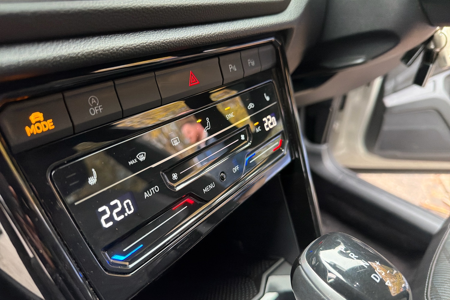 Used Volkswagen T-Roc 2022 for sale - 76674807: Photo 13