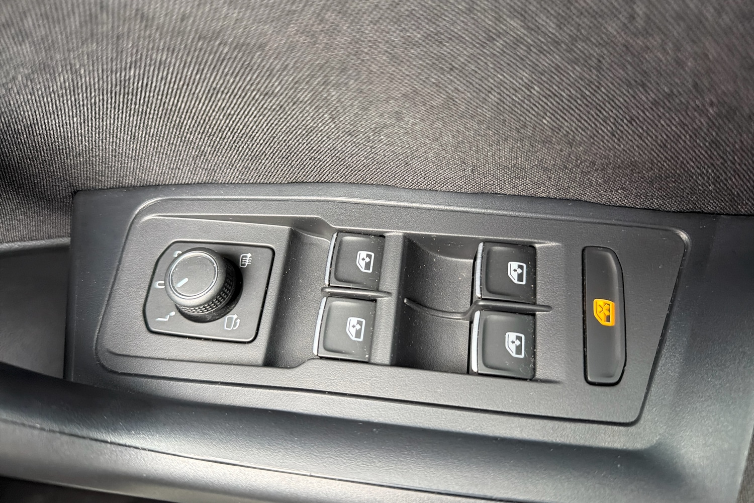 Used Volkswagen T-Roc 2021 for sale - 77855287: Photo 23