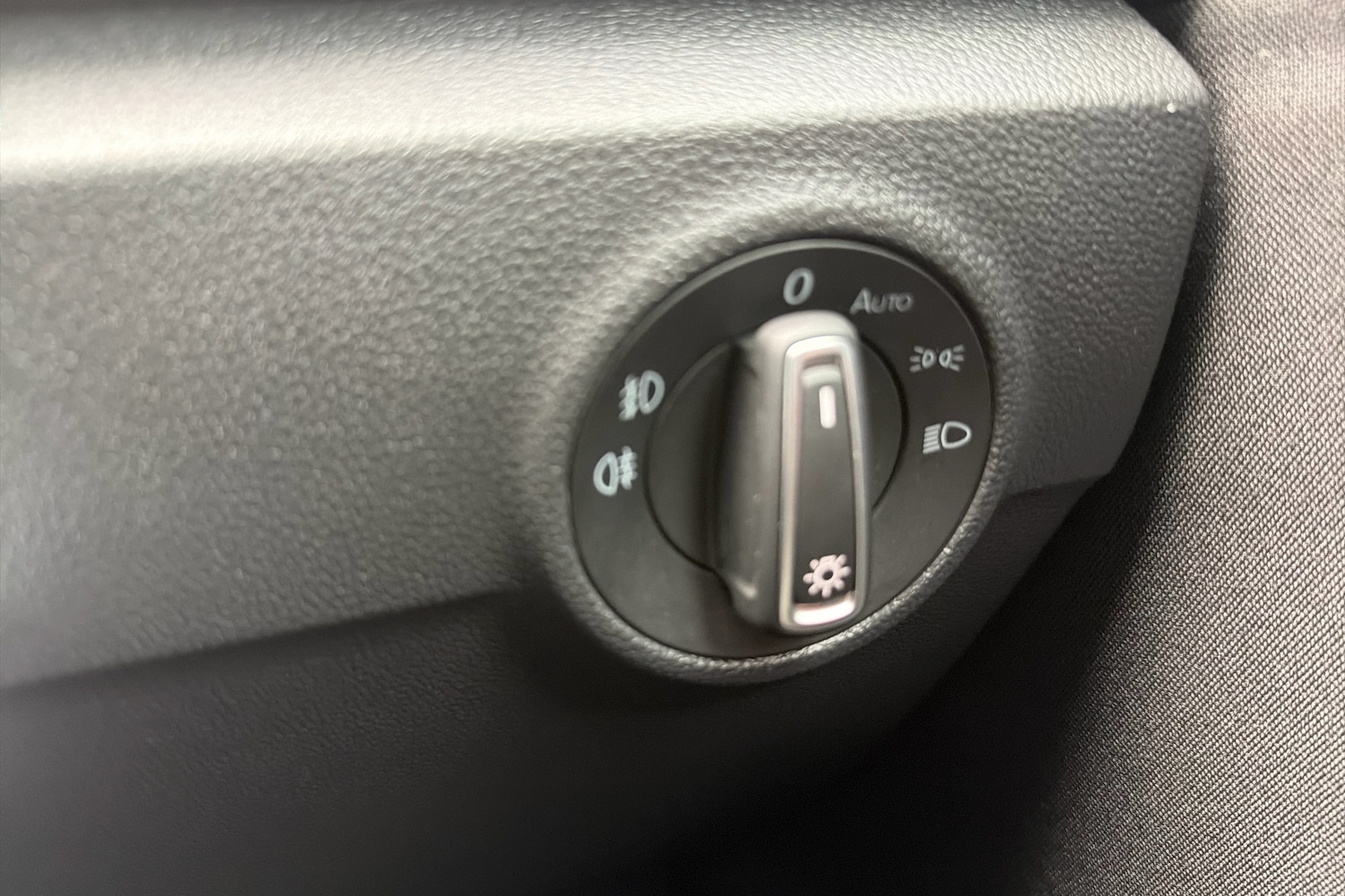 Used Volkswagen T-Roc 2021 for sale - 77855287: Photo 25